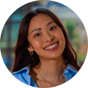 Headshot of Megan Eng, Feld Repetiteur, smiling.