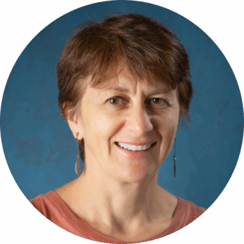 Headshot of Tamara Rubakha, 4th Grade teacher, smiling.